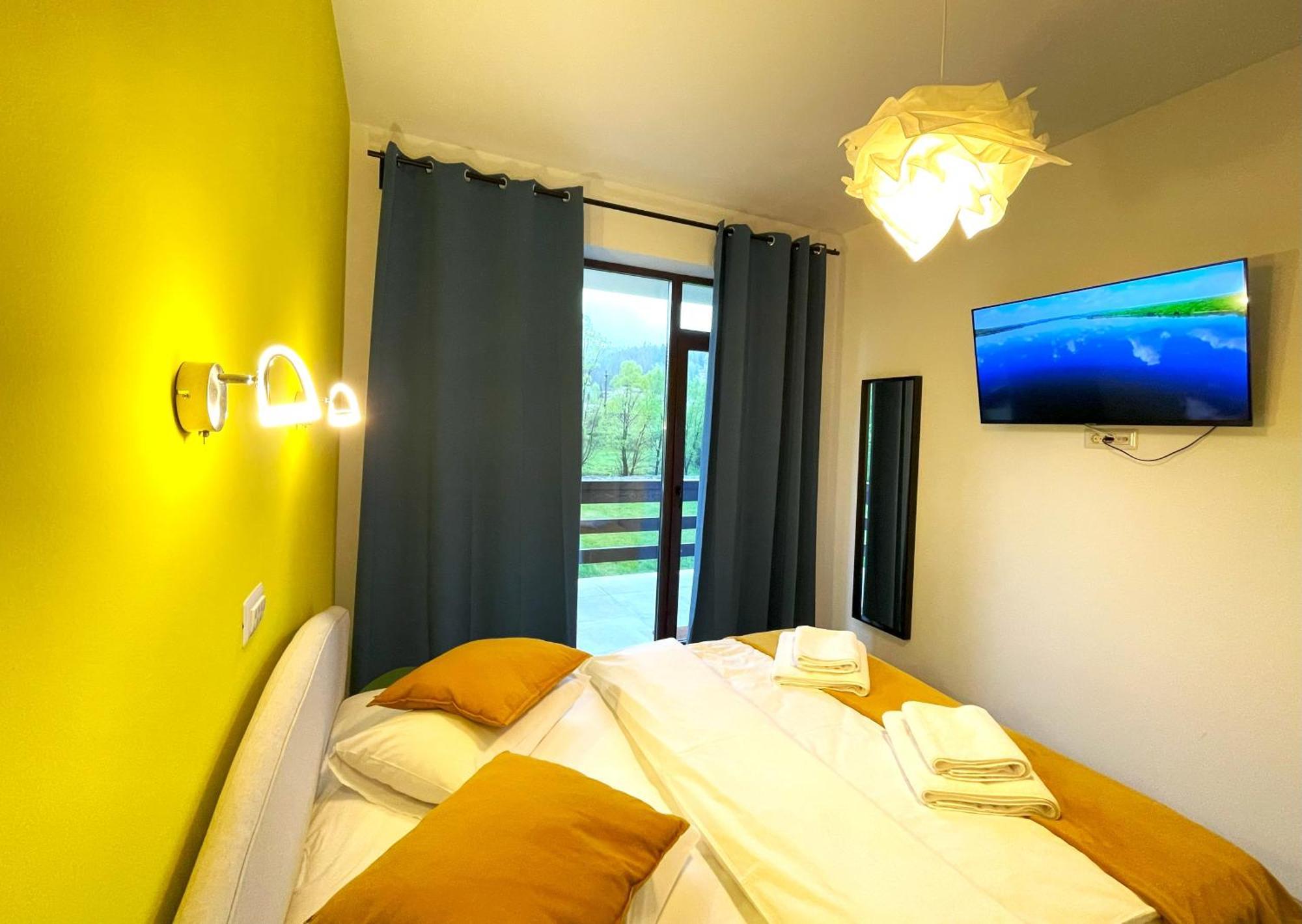 Cozy Riverfront Apartments With Garden And Mountain View Buşteni Eksteriør billede