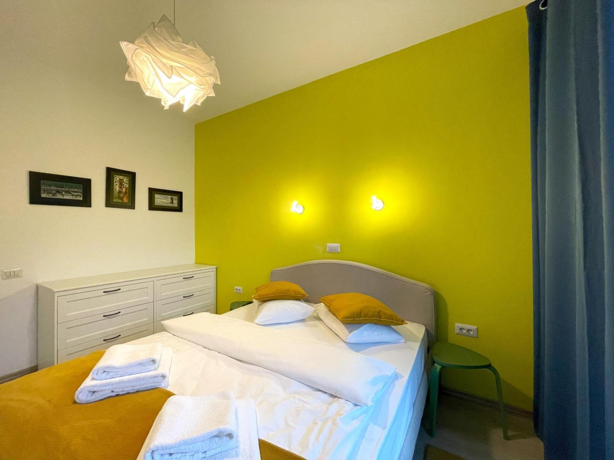 Cozy Riverfront Apartments With Garden And Mountain View Buşteni Eksteriør billede