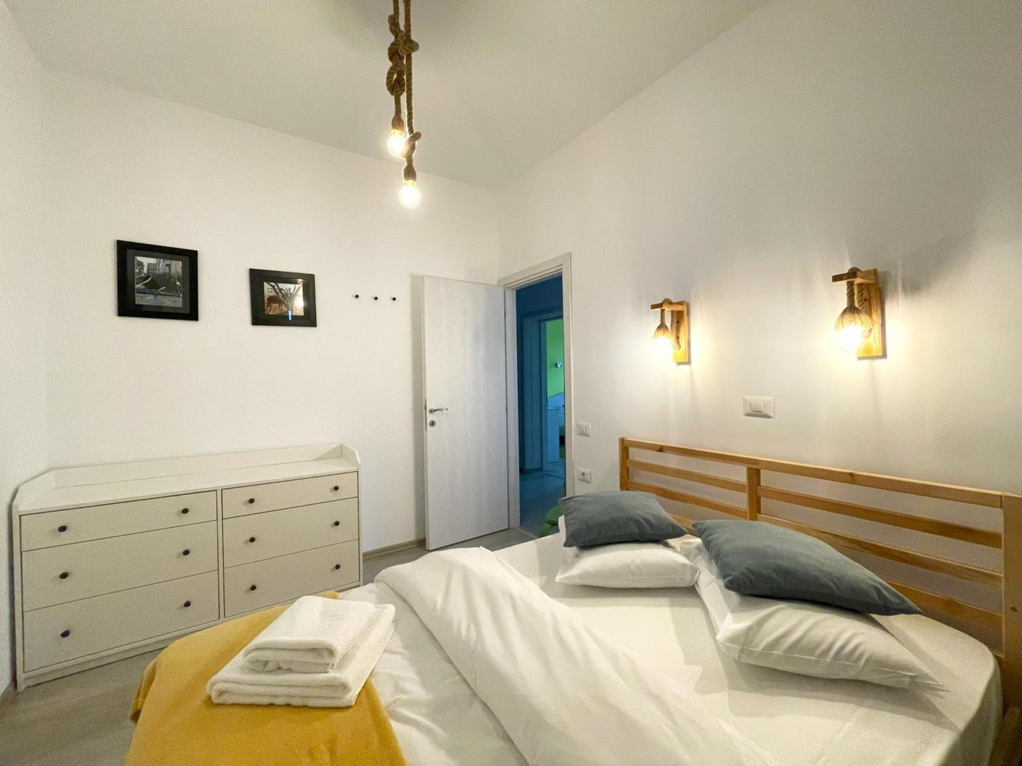 Cozy Riverfront Apartments With Garden And Mountain View Buşteni Eksteriør billede